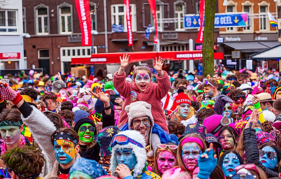 Carnaval Riemst Vastelaovend / Carnaval in Remunj - We Are Roermond - Ontdek Roermond