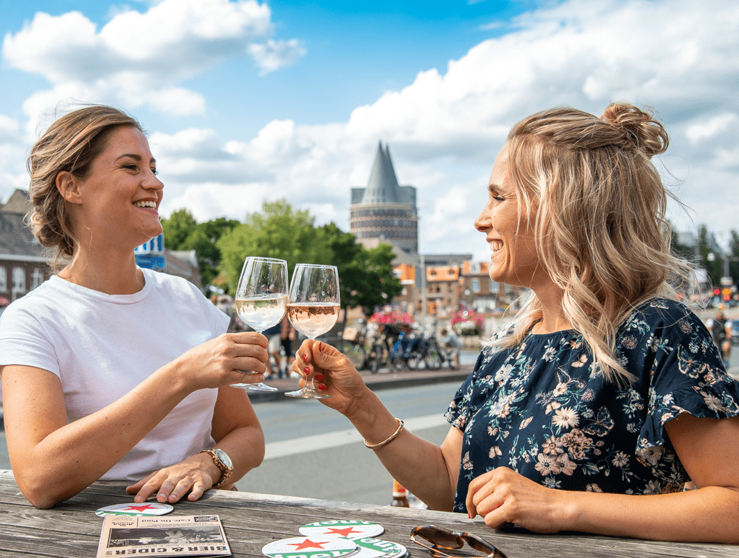 Hafen Roermond Wein trinken