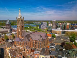 Sint-Christoffelkathedraal Roermond dronefoto